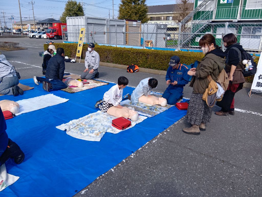 AED体験(2) AED体験(2)