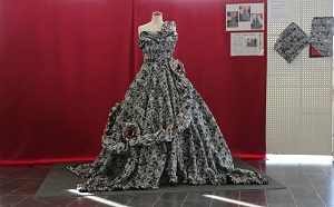 日本一に輝いたカラードレス展示